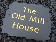 Medium Rustic Nameplate